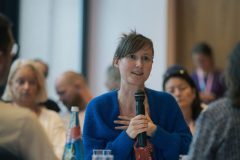 Vorgespräch Fishbowl »Mit Grüßen aus der Praxis«: Alice von Gwinner ( Regisseurin & Drehbuchautorin).